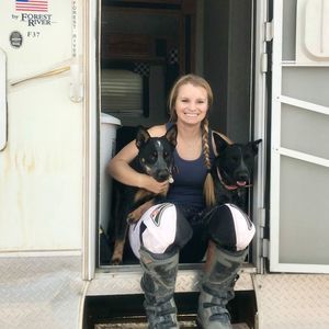 Meet your Posher, Jessica